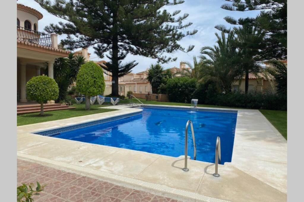 Villa Ar 18 Belgravia Club Estepona Exterior foto